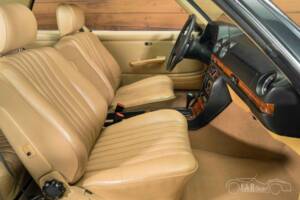 Immagine 9/19 di Mercedes-Benz 280 CE (1977)