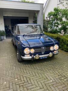Bild 10/17 von Alfa Romeo Giulia 1.6 Super (1974)
