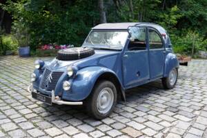 Image 3/43 of Citroën 2 CV Sahara 4x4 (1964)