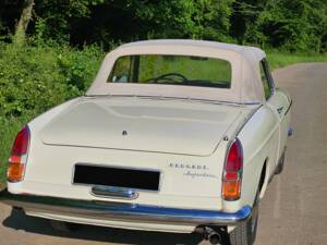 Afbeelding 2/5 van Peugeot 404 Convertible (1962)