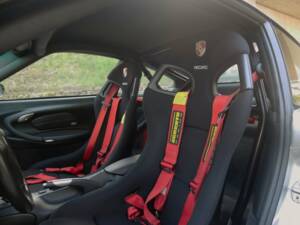 Image 15/27 of Porsche 911 GT3 RS Clubsport (2003)