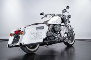 Image 4/50 of Harley-Davidson DUMMY (2010)
