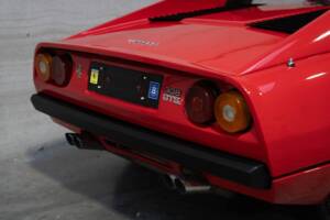 Bild 21/85 von Ferrari 308 GTSi Quattrovalvole (1985)