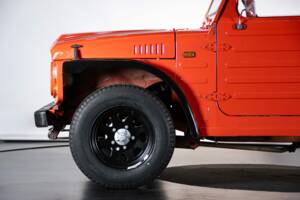 Image 12/47 of Suzuki LJ 80 (1981)