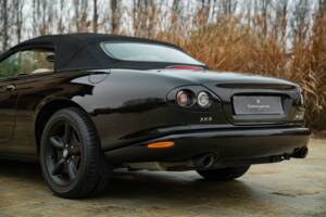 Bild 9/50 von Jaguar XK8 4.0 (2006)