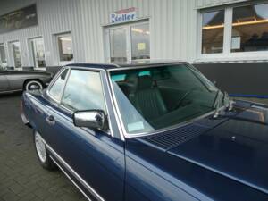 Bild 18/23 von Mercedes-Benz 560 SL (1989)