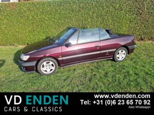 Bild 45/69 von Peugeot 306 1.8 (1996)