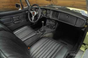 Image 8/19 de MG MGB (1977)