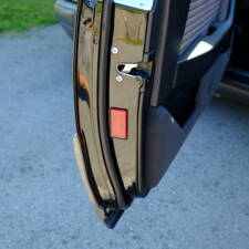 Image 143/171 of Mercedes-Benz E 220 (1994)