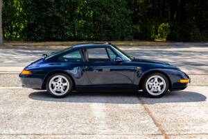 Image 9/35 de Porsche 911 Carrera (1995)