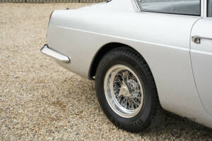 Immagine 44/50 di Ferrari 250 GT 2+2 (1964)