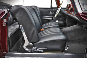 Immagine 51/71 di Mercedes-Benz 220 SE b (1961)