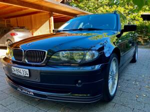 Image 2/21 of ALPINA B3 3.3 Allrad Touring (2002)