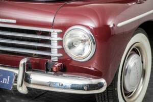 Image 22/50 of Volvo PV 444 (1953)