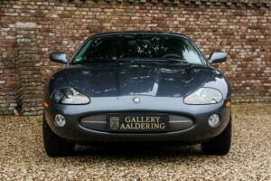 Immagine 5/50 di Jaguar XK8 4.0 (2002)