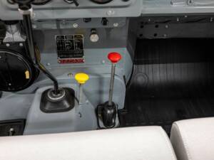 Afbeelding 18/32 van Land Rover 88 (1969)