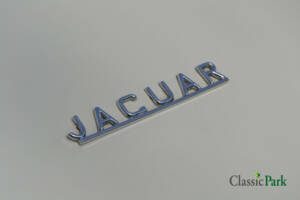Image 28/35 of Jaguar 340 (1968)