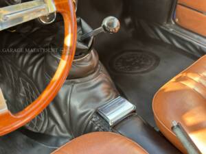 Bild 58/100 von Alfa Romeo Giulia GT 1300 Junior (1973)