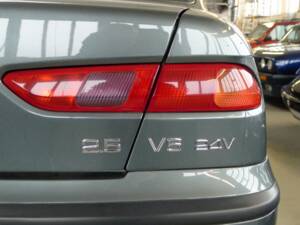 Imagen 26/35 de Alfa Romeo 156 2.5 V6 (1999)