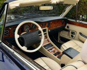 Image 31/50 of Rolls-Royce Corniche S (1995)
