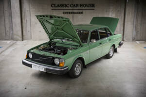 Immagine 91/98 di Volvo 244 DL (1975)