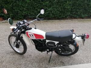 Immagine 4/16 di Yamaha DUMMY (1979)