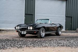 Image 11/50 of Chevrolet Corvette Sting Ray Convertible (1965)