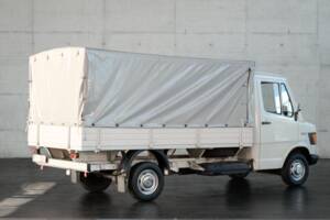 Image 22/43 of Mercedes-Benz T1 208 (1981)