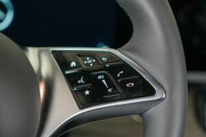 Image 29/50 de Mercedes-Benz V 300 d (2025)