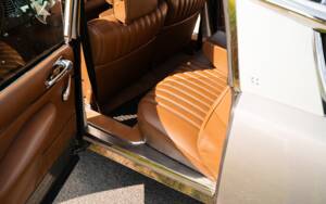 Bild 22/36 von Citroën DS 21 Pallas (1968)