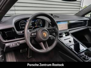 Obraz 7/33 pojazdu Porsche Panamera GTS (1900)