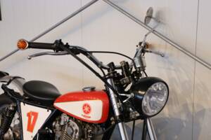 Image 13/30 of Yamaha SR500 (1981)