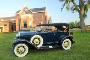 Image 44/55 of Ford Model A Tudor Sedan (1931)