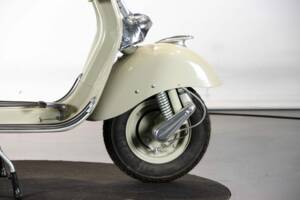 Bild 32/50 von Piaggio Vespa 150 "Struzzo" VL (1955)
