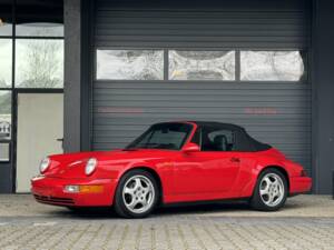 Image 2/37 de Porsche 911 Carrera 2 (1992)