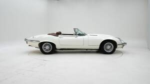 Immagine 6/15 di Jaguar E-Type V12 (1974)