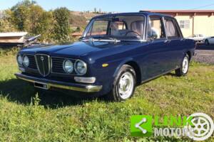 Image 7/10 of Lancia 2000 (1972)