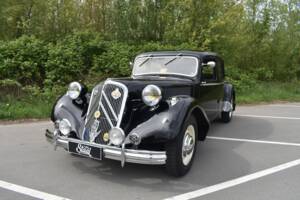 Image 4/57 de Citroën Traction Avant 15/6 (1950)