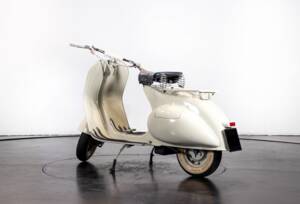 Image 4/9 of Piaggio DUMMY (1953)