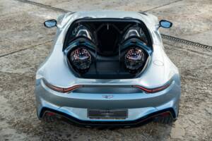 Bild 12/35 von Aston Martin V12 Speedster (2021)