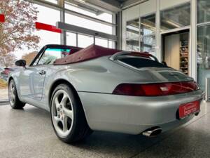 Image 6/19 de Porsche 911 Carrera (1996)