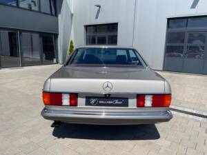 Bild 10/48 von Mercedes-Benz 500 SEC (1985)