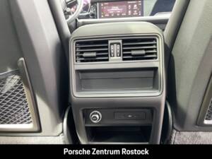 Bild 15/31 von Porsche Cayenne Coupé E-Hybrid (2025)