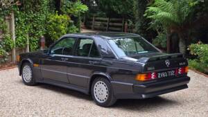 Imagen 34/69 de Mercedes-Benz 190 E 2.3-16 (1985)