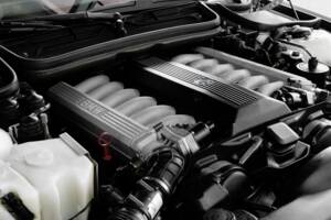 Bild 33/45 von BMW 850i (1990)