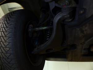 Afbeelding 28/63 van Mercedes-Benz 230 CE (1988)