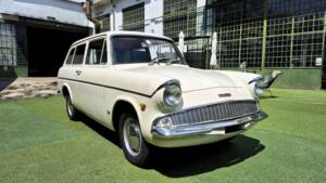 Image 8/63 of Ford Anglia (1965)