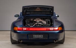 Image 24/25 of Porsche 911 Carrera (1997)