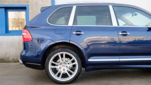 Immagine 13/70 di Porsche Cayenne S (2007)