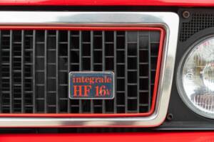 Image 26/50 of Lancia Delta HF Integrale 16V (1989)